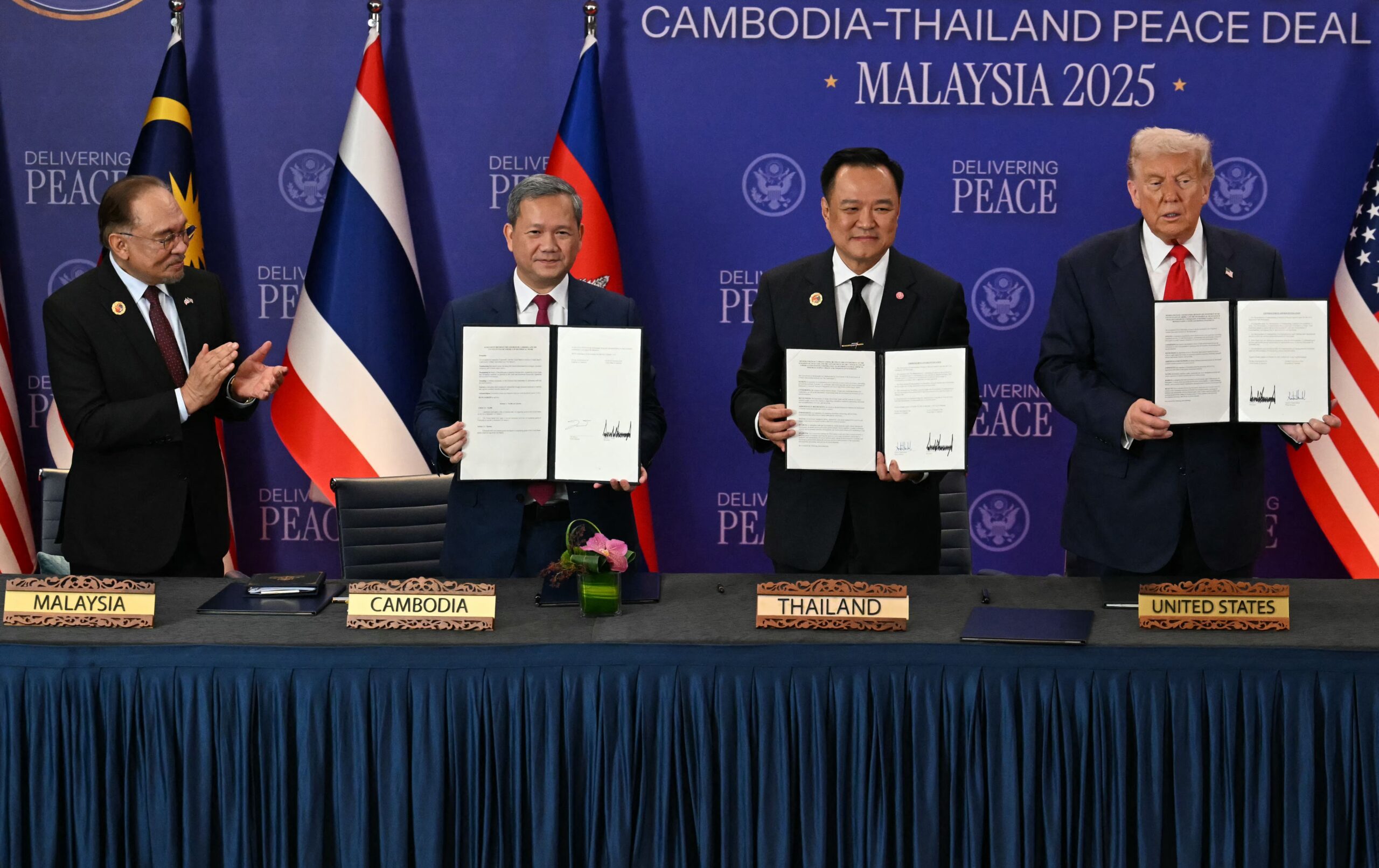 BREAKING: Trump Claims Thailand-Cambodia Ceasefire, But Fighting Continues with Airstrikes